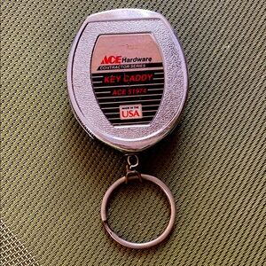 ACE Hardware RETRACTABLE Key Caddy. Vintage